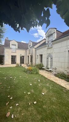 Maison traditionnelle - 178 m² - 7 pièces