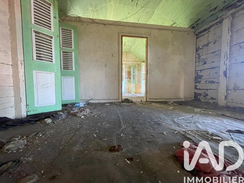 Maison - 200 m² - 6 pièces