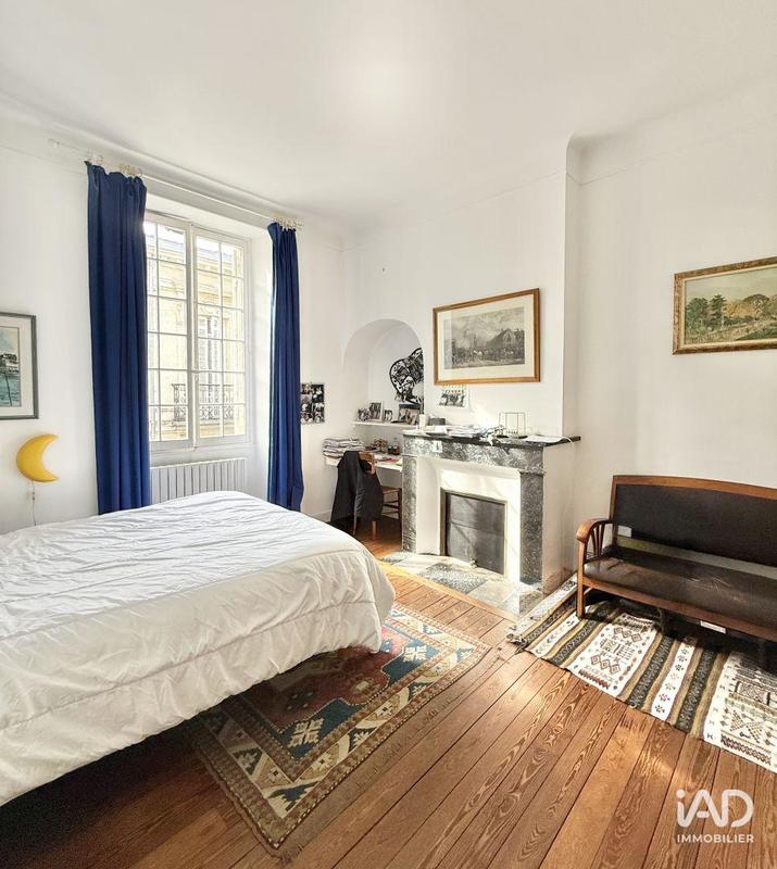 Maison - 285 m² - 7 pièces