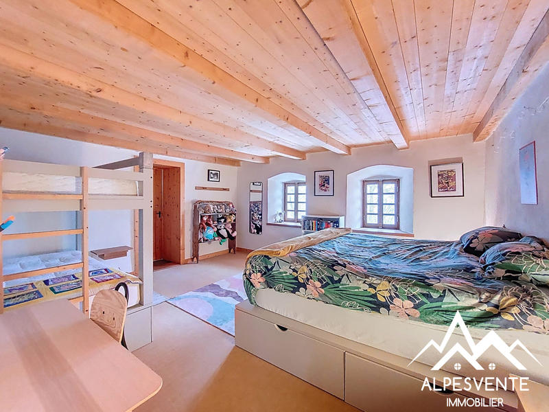 Ferme - 320 m² - 6 pièces