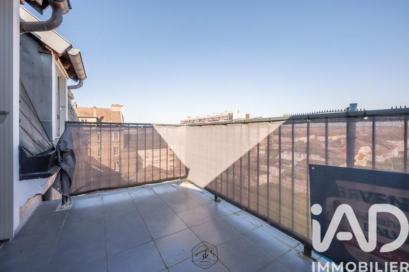 Appartement - 90 m² - 4 pièces