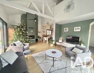 Maison - 160 m² - 7 pièces