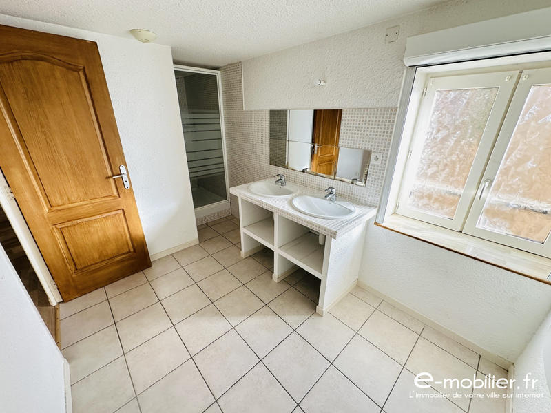 Maison - 118 m² - 5 pièces