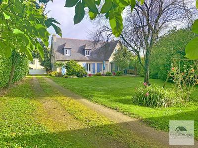 Maison - 166 m² - 6 pièces