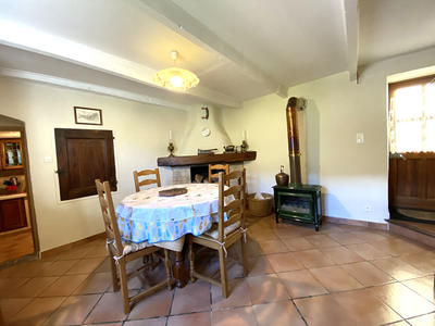 Maison - 64 m² - 4 pièces