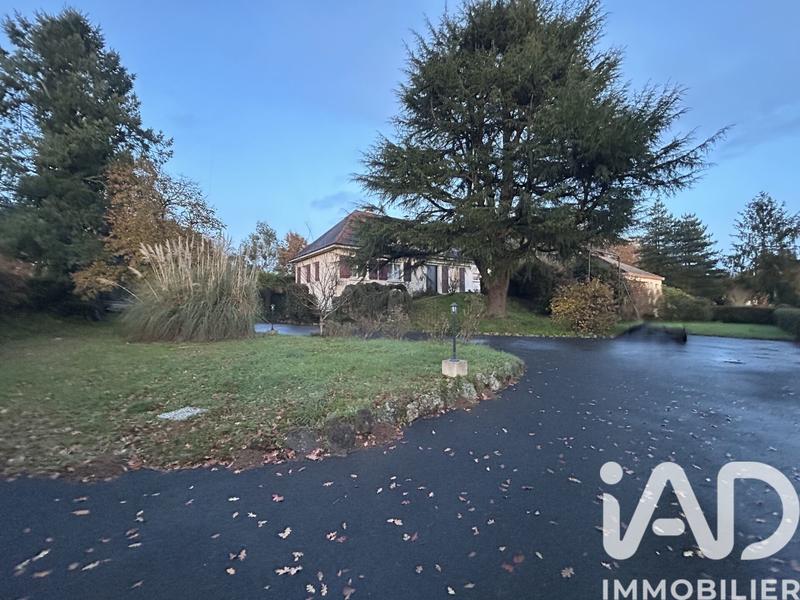 Maison - 153 m² - 7 pièces