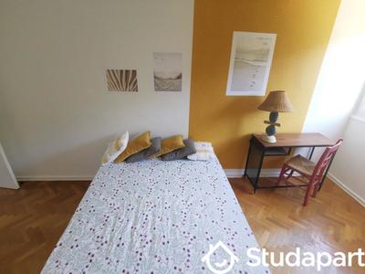 Chambre - 16 m² - 1 pièce