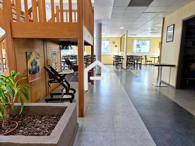 Fonds de commerce - 450 m²