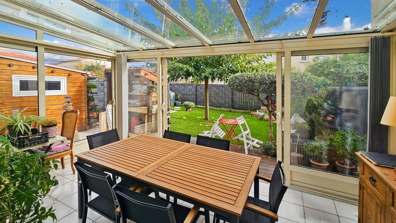 Maison - 93 m² - 5 pièces