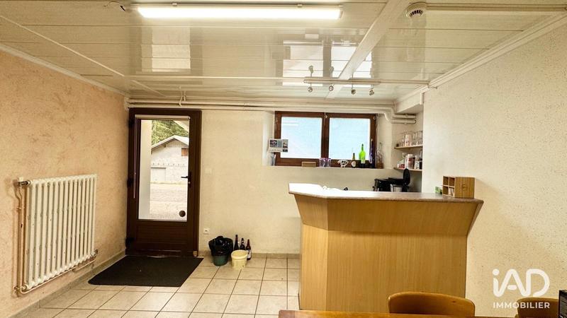 Local commercial - 1 235 m²