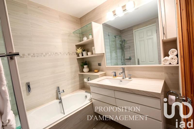 Appartement - 100 m² - 5 pièces