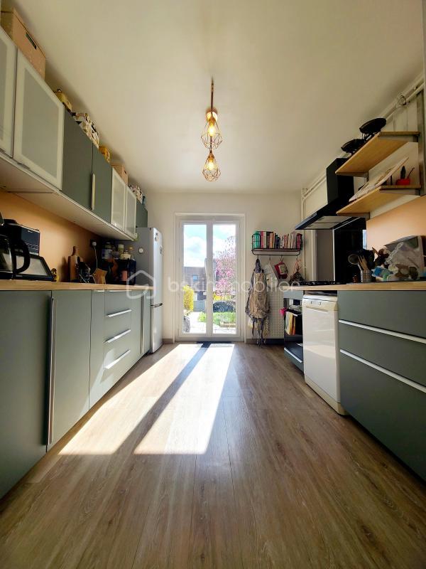 Pavillon - 85 m² - 5 pièces