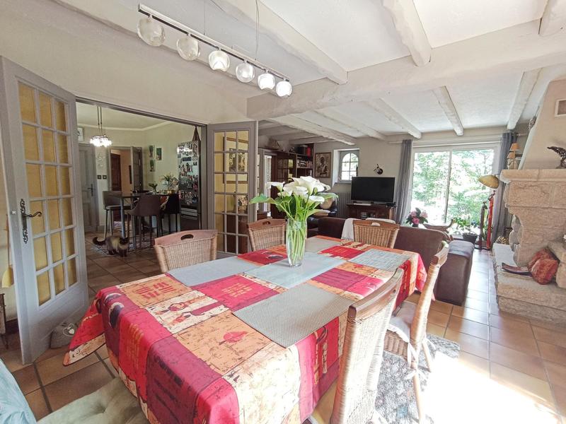 Maison - 158 m² - 7 pièces