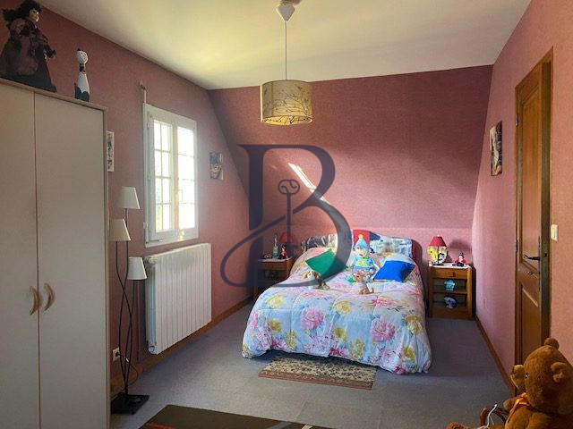 Maison - 167 m² - 6 pièces