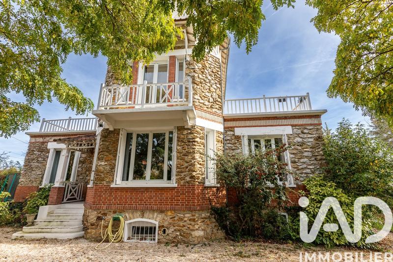 Maison - 176 m² - 7 pièces