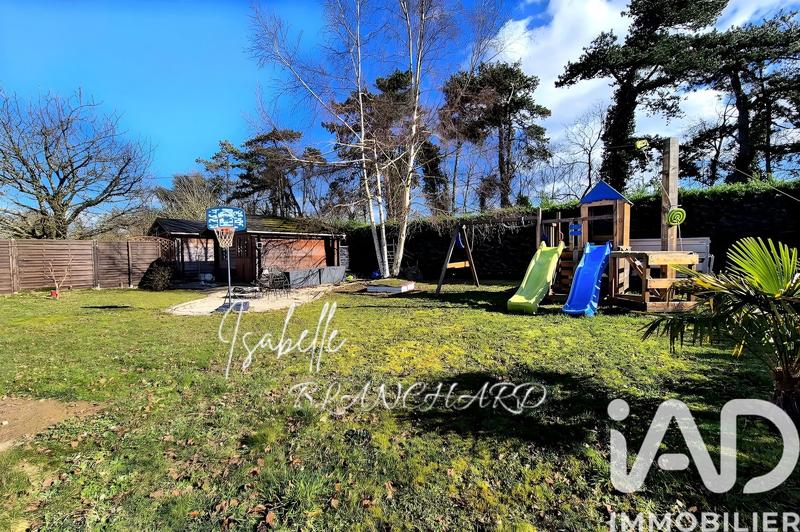 Maison - 134 m² - 7 pièces