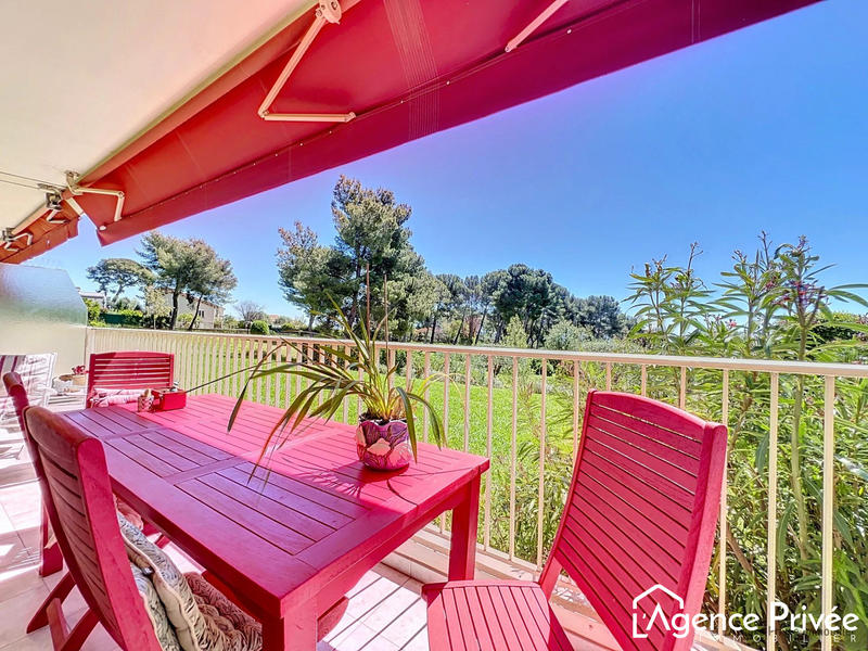 Appartement - 111 m² - 5 pièces