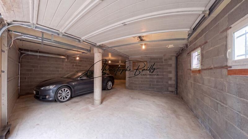 Maison - 187 m² - 6 pièces