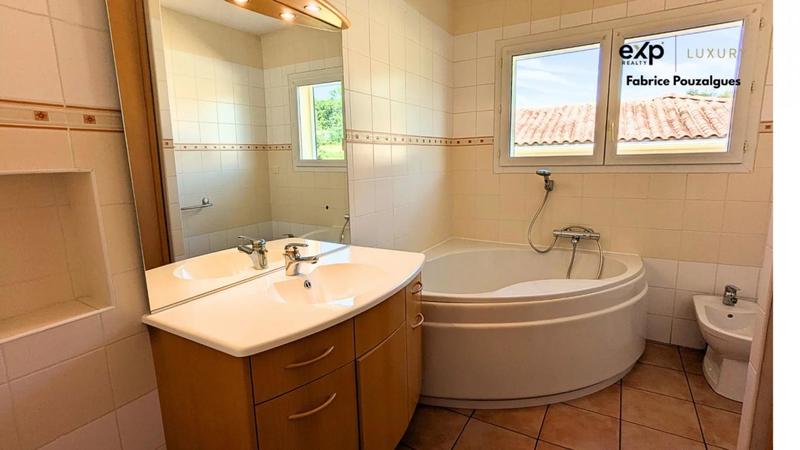 Maison - 130 m² - 3 pièces