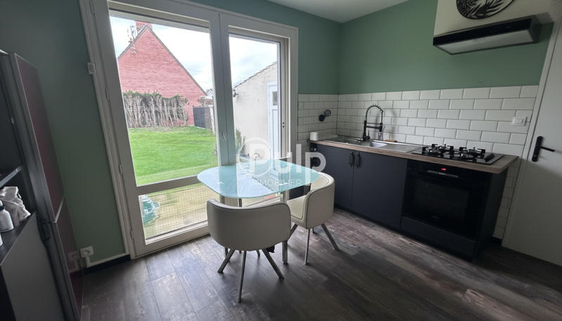 Maison - 102 m² - 6 pièces