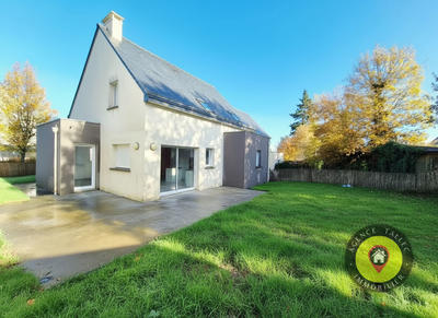 Maison - 107 m² - 6 pièces