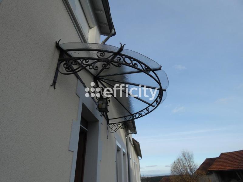 Maison - 360 m² - 9 pièces