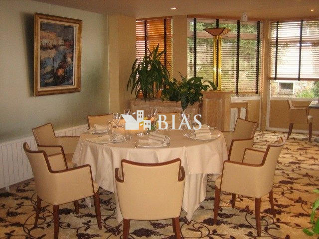 Immeuble - 1 200 m²