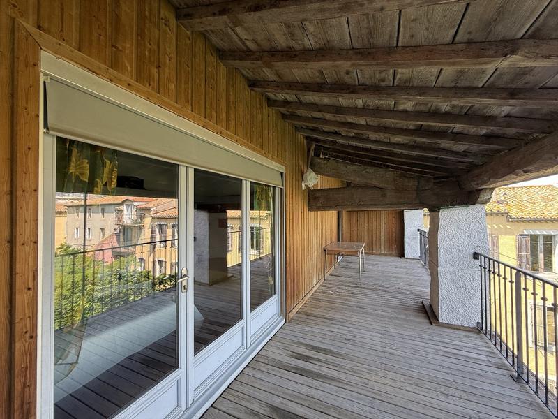 Appartement - 70 m² - 3 pièces