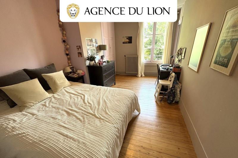 Maison - 151 m² - 7 pièces