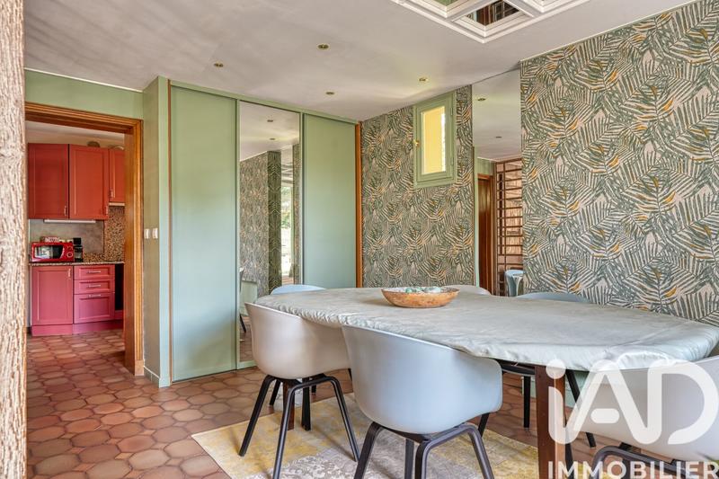 Maison - 180 m² - 6 pièces