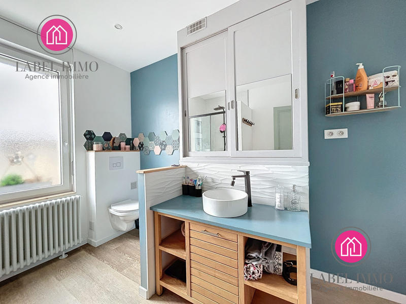 Maison - 200 m² - 10 pièces