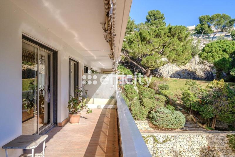 Appartement - 92 m² - 3 pièces