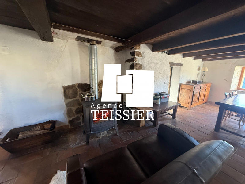 Maison - 97 m² - 4 pièces