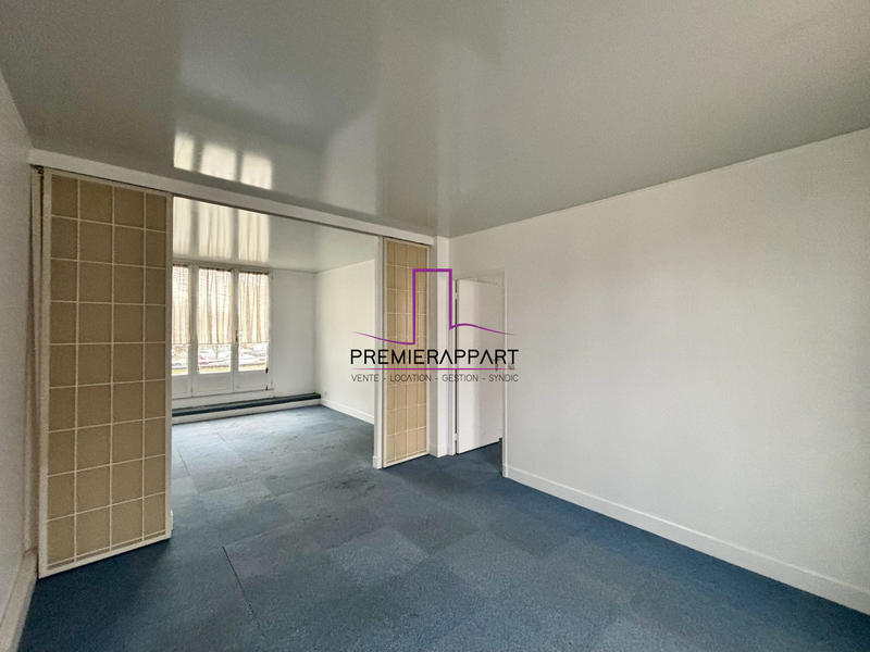 Local commercial - 228 m² - 5 pièces