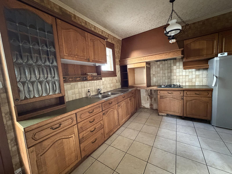 Maison - 140 m² - 6 pièces