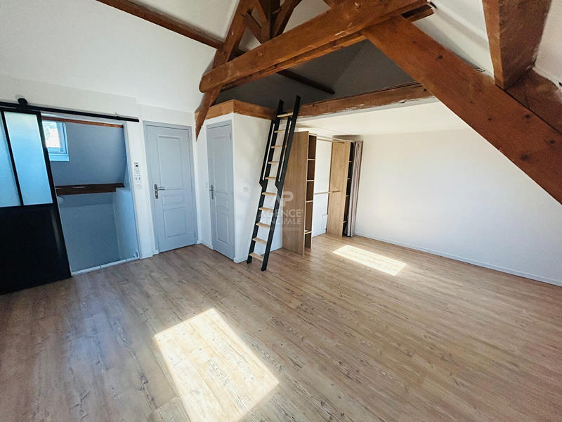 Maison - 182 m² - 7 pièces