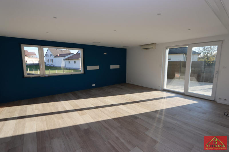 Maison - 195 m² - 9 pièces