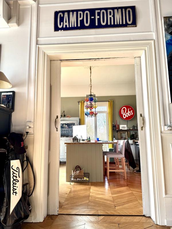 Appartement - 206 m² - 6 pièces