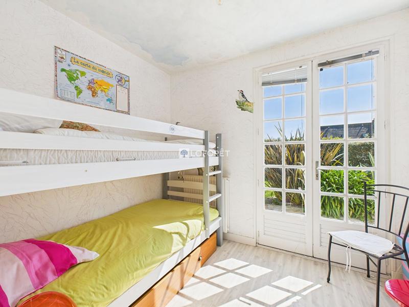 Maison - 186 m² - 8 pièces