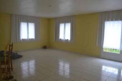 Maison - 250 m² - 10 pièces