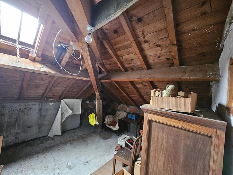 Maison - 338 m² - 8 pièces