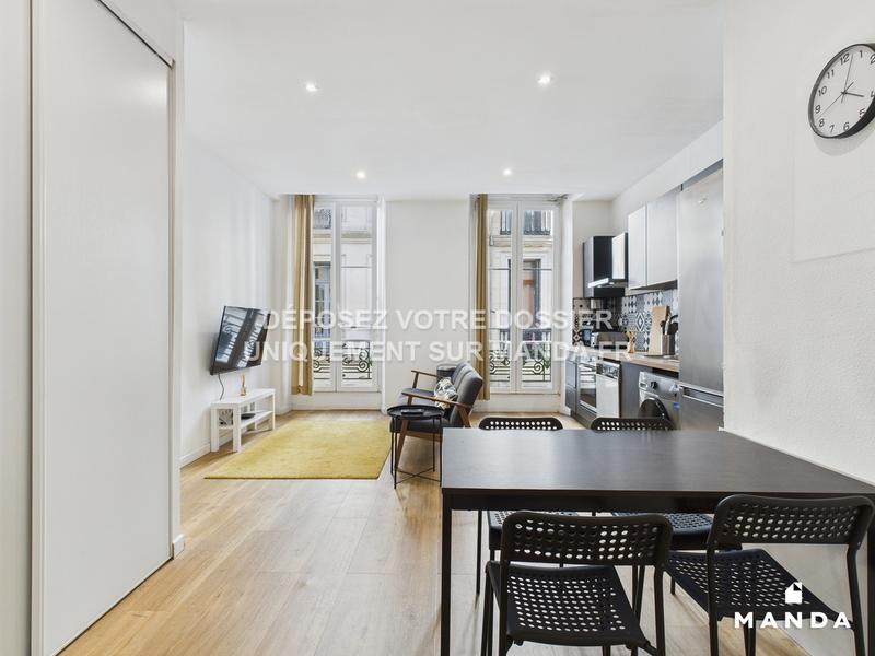 Chambre - 10 m² - 4 pièces