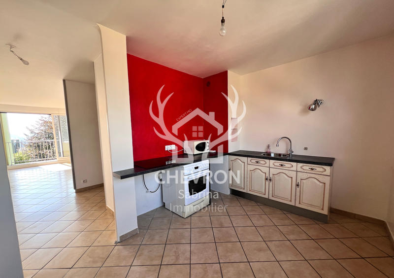 Appartement - 83 m² - 4 pièces