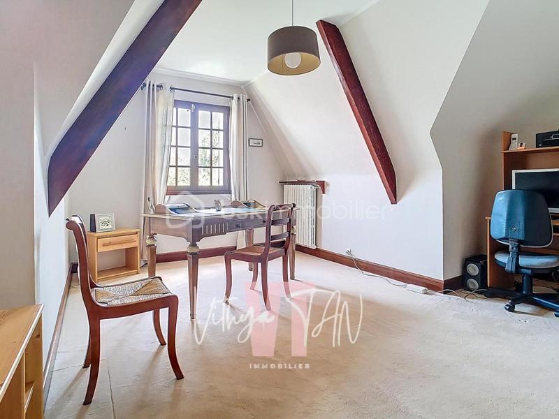 Maison - 159 m² - 5 pièces