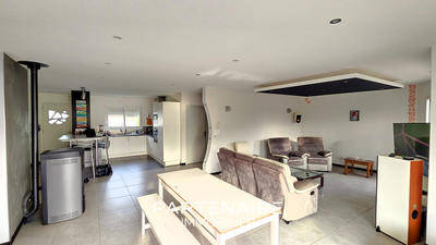 Maison - 121 m² - 4 pièces