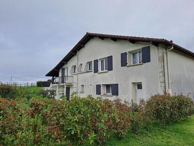 Maison - 153 m² - 4 pièces