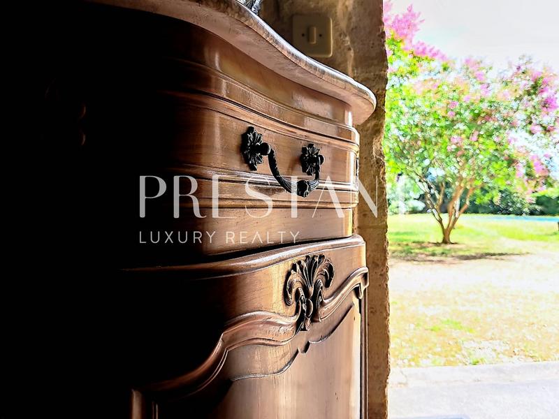 Maison - 400 m² - 10 pièces