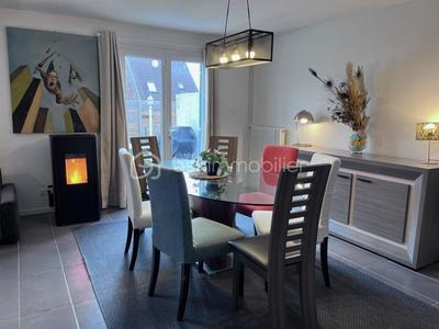 Maison traditionnelle - 93 m² - 6 pièces