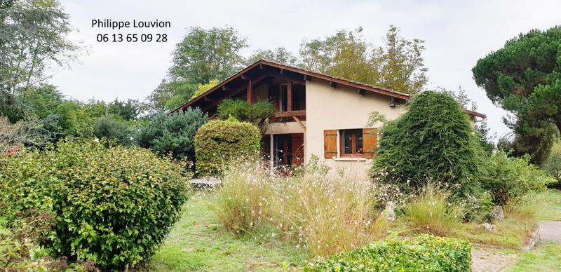 Maison - 138 m² - 7 pièces