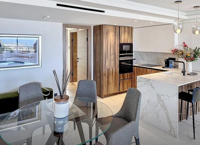 Appartement - 92 m² - 4 pièces